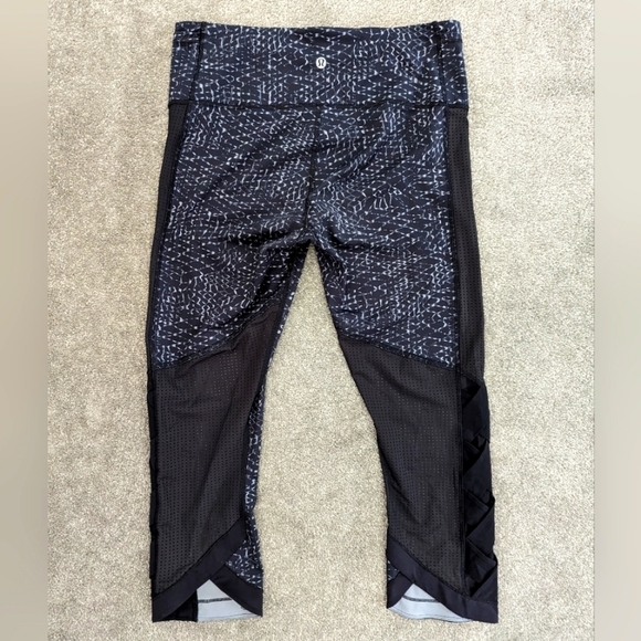 LULULEMON Real Quick Women's Cropped Leggings Size 8 Activewear Gym Fitness - Picture 1 of 8